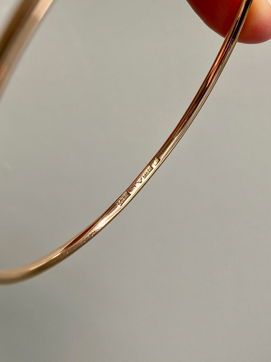 1955 Swedish Vintage 18k Gold Round Circular Solid Bangle - 7.5 inch interior circumference