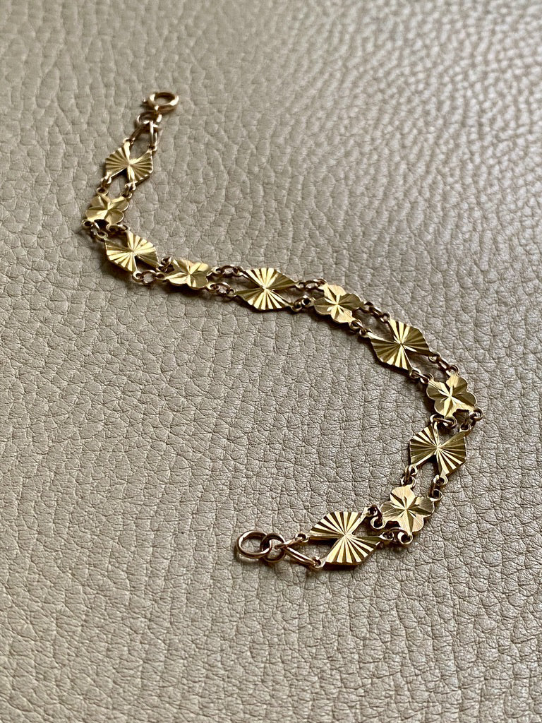 Midcentury Engine Turned 10k Gold Flowers and Fans Link Bracelet - 7.5 inch length