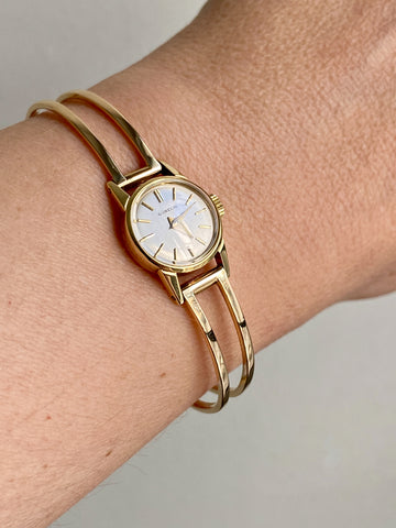 Vintage Ladies Gubelin Watch in 18k gold with bracelet band by Rey Urban 1960 - Size 6.25 inch