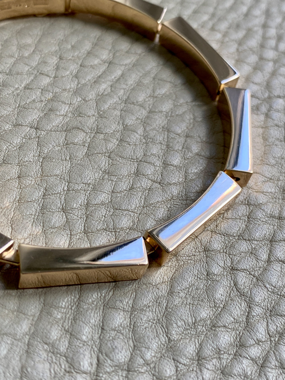 MAGNIFICENT!! 1970 - 9 sided Geometric Link Bracelet in 18k Yellow Gold by Forsman & Gardfors - 7.5 inch length