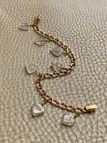 1964 Double link charm bracelet in 18k gold with quartz hearts- 7.75 inch length