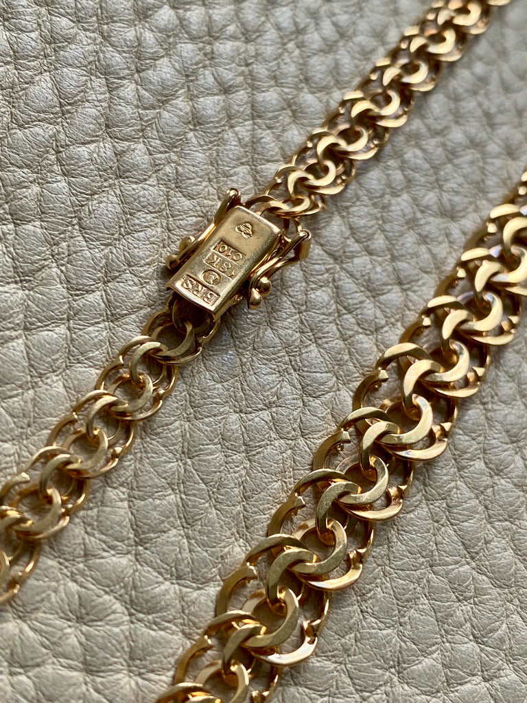 1977 Very Special Graduated Double Link Necklace in 18k gold - 17 inch length