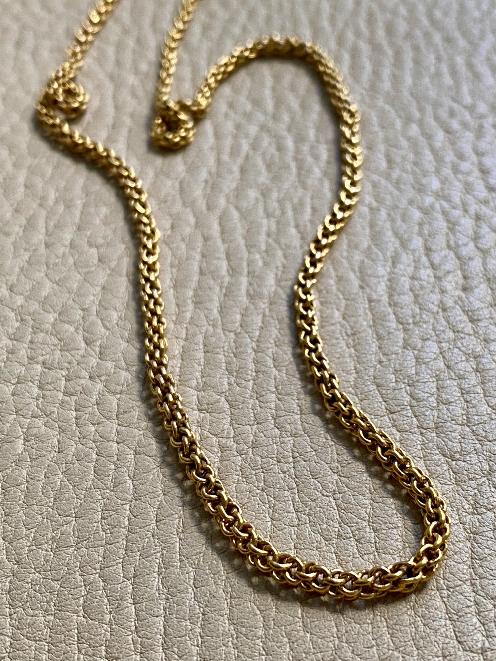 Antique Round Link Tubular Mesh Necklace - Solid 18k gold - 18 inch length