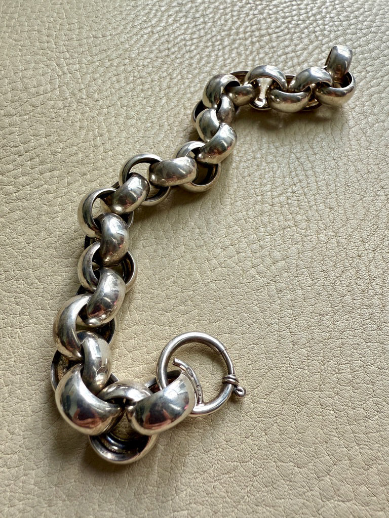 Chubby Antique Silver Rolo Link Bracelet - Circa 1900 - 6.5 inch interior circumference