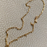 Skinny vintage paper clip chain in 18k gold - 15.6 inch length