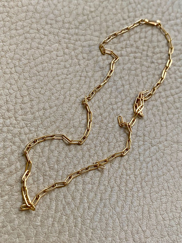 Skinny vintage paper clip chain in 18k gold - 15.6 inch length