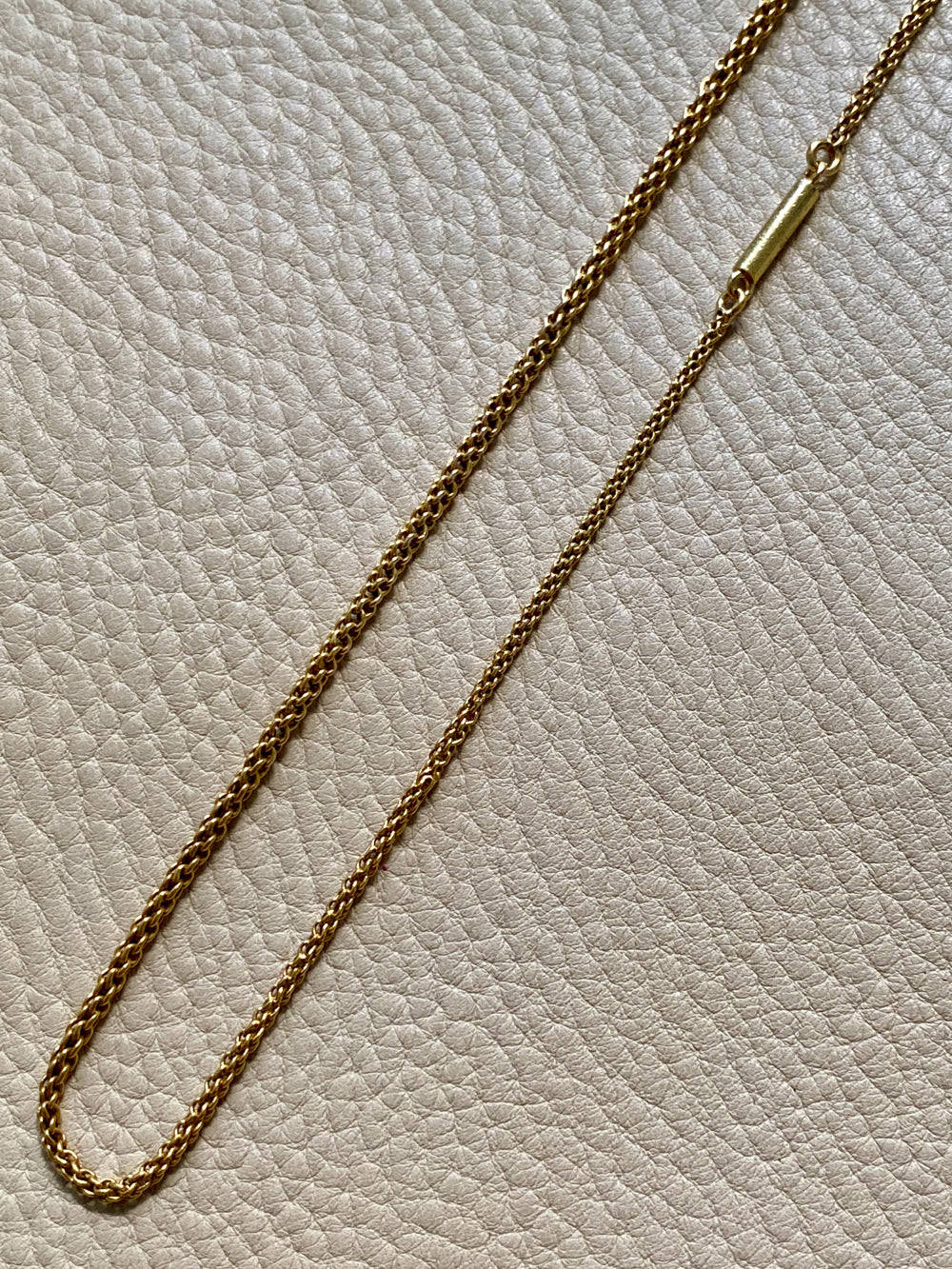 Antique Round Link Tubular Mesh Necklace - Solid 18k gold - 18 inch length