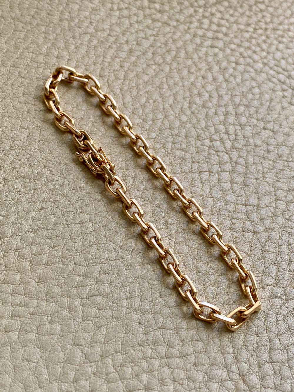 Swedish vintage 18k gold biker link bracelet 4.4mm width - 7.5 inch length