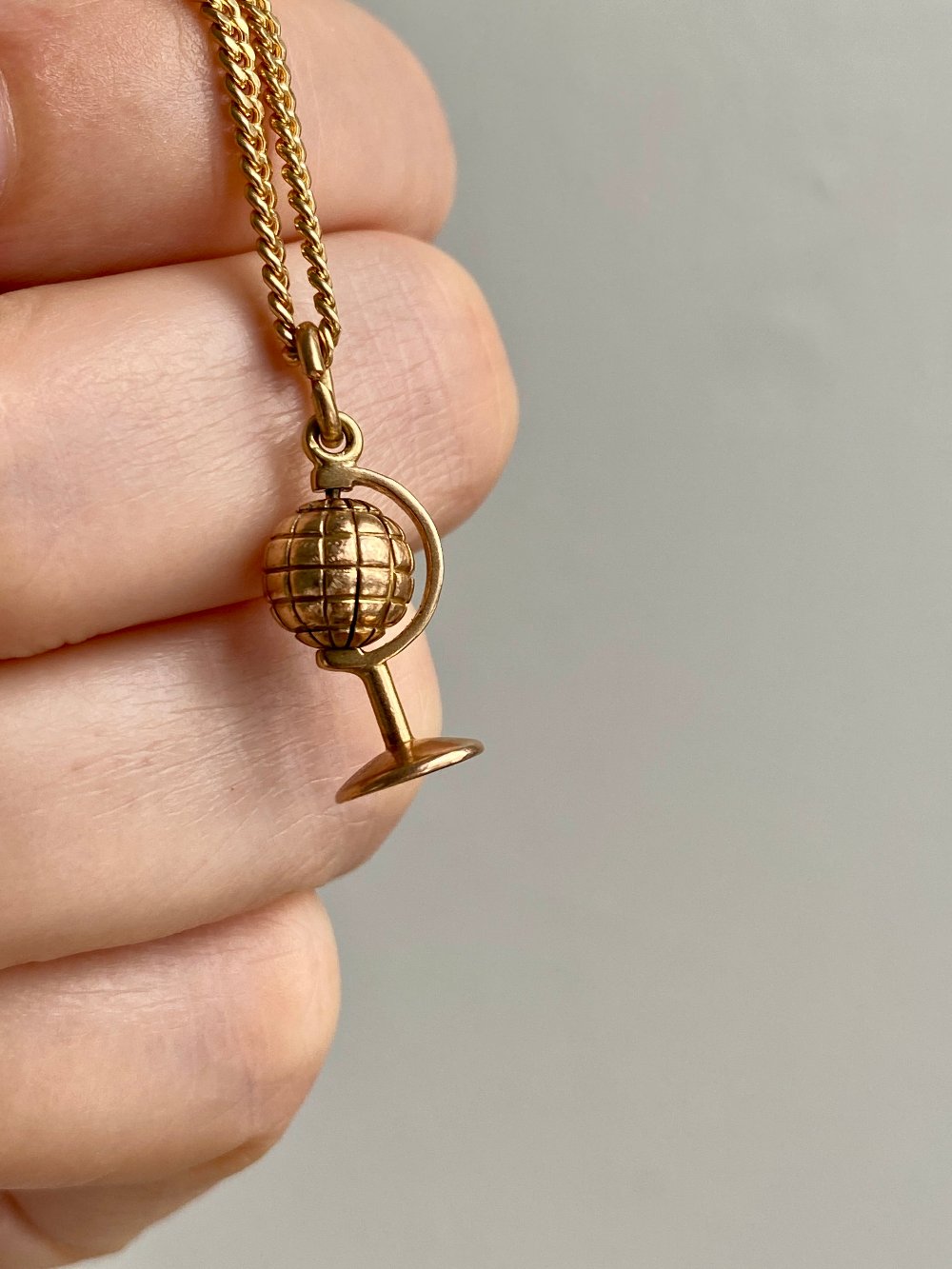 18k Gold Vintage Articulated Globe - Charm or Pendant