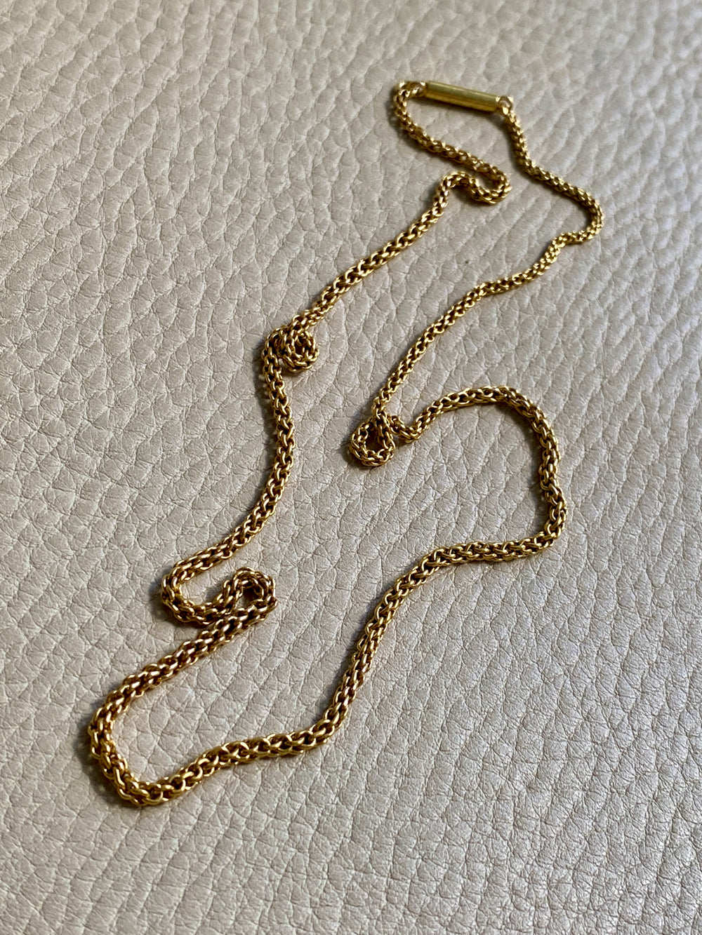 Antique Round Link Tubular Mesh Necklace - Solid 18k gold - 18 inch length