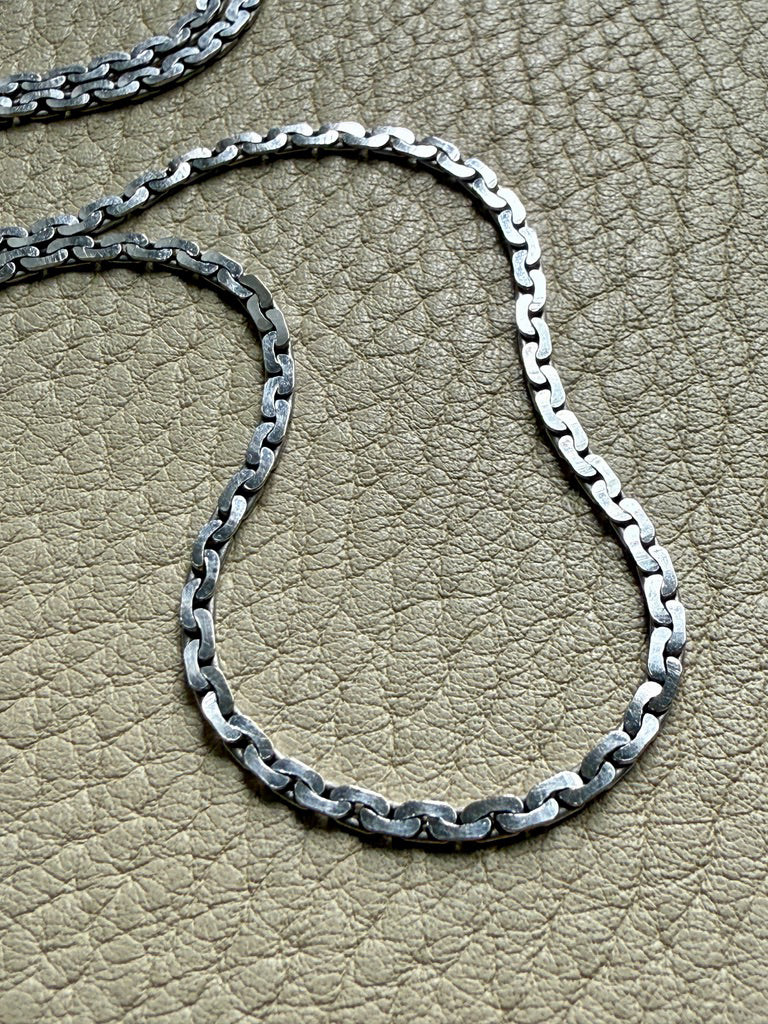 Exquisite! Vintage 18k White Gold Virola Chain Necklace - 19.3 inch length