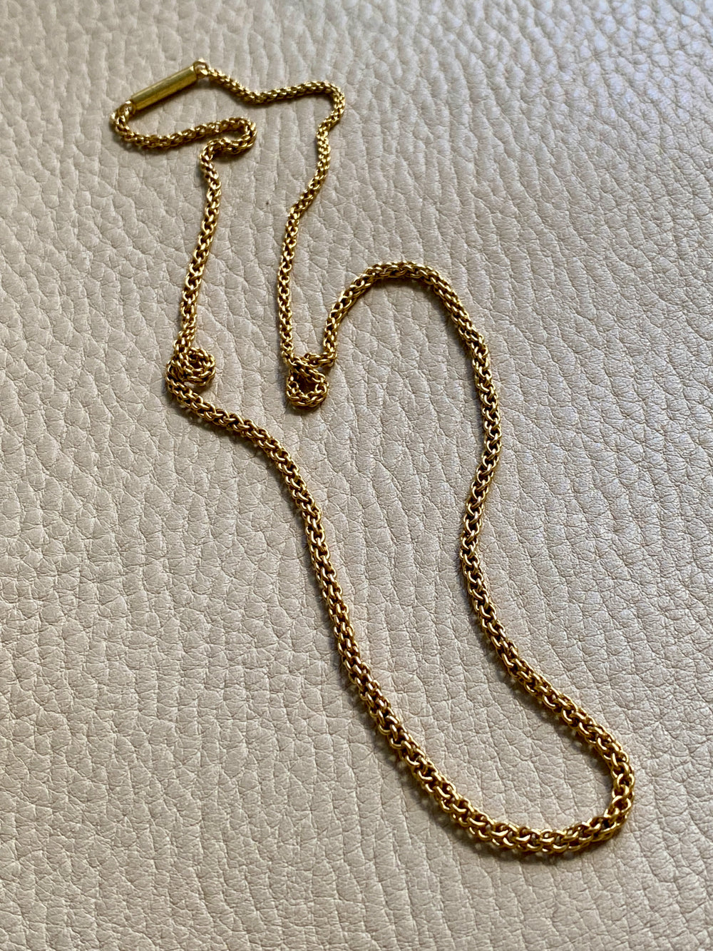 Antique Round Link Tubular Mesh Necklace - Solid 18k gold - 18 inch length