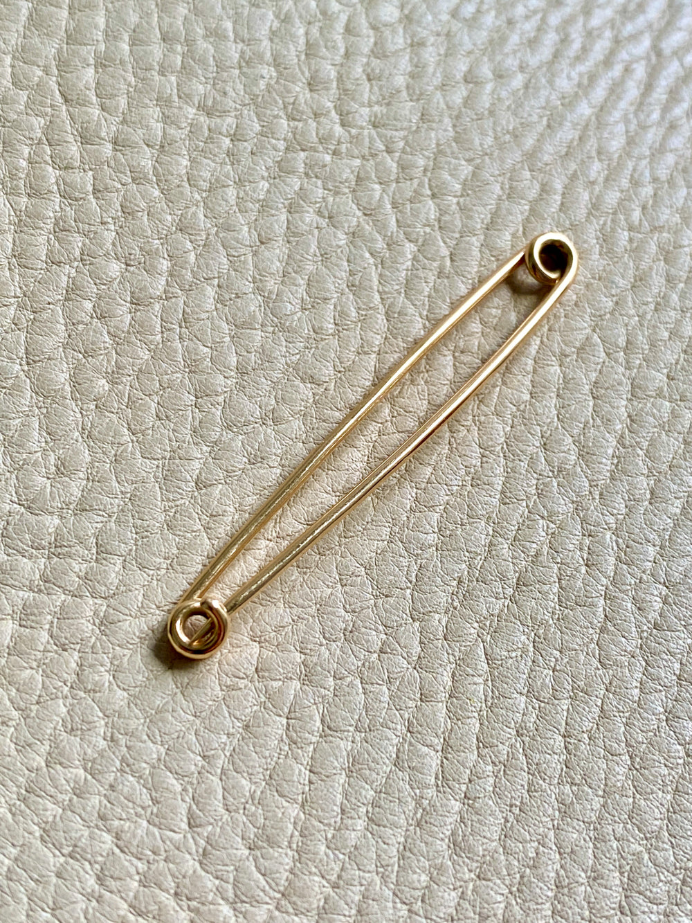 1965 Swedish Vintage 18k gold safety pin brooch or chain extender