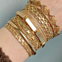 Italian Classic UnoAErre Herringbone Link Bracelet in 18k gold - 7.25 inch length