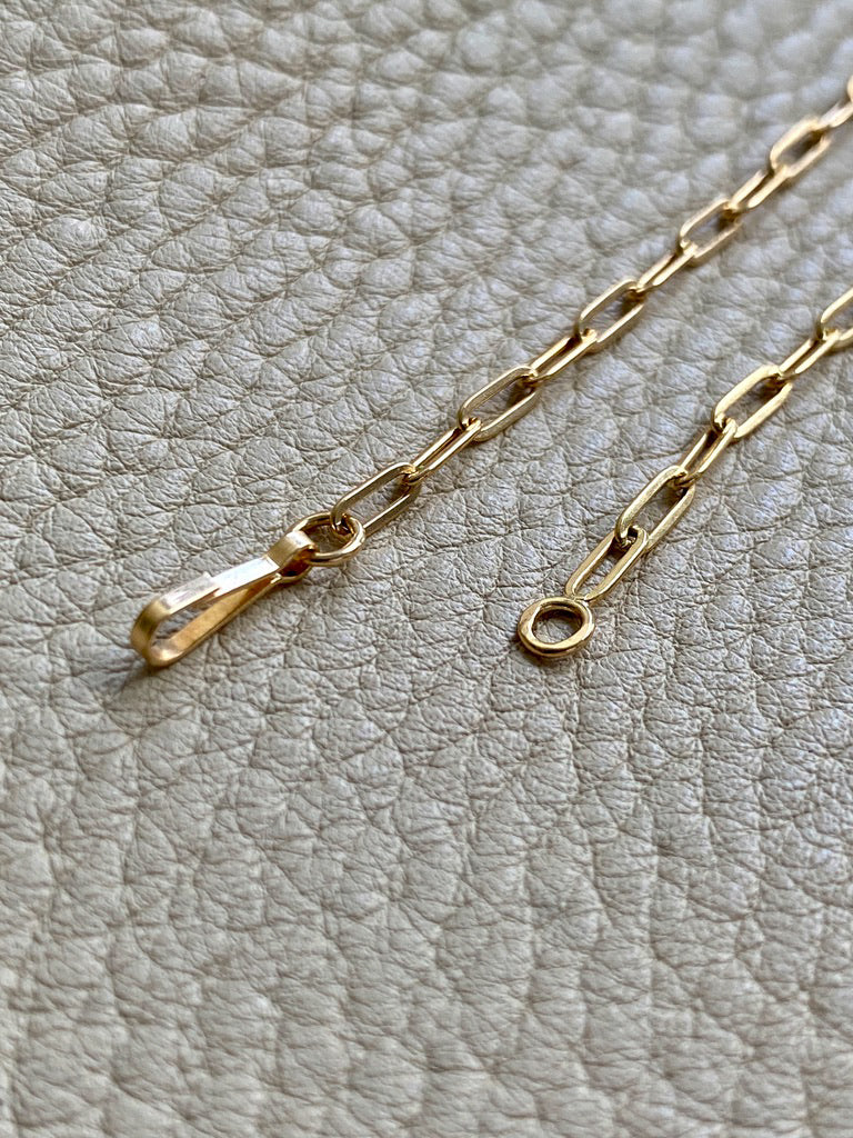 Skinny vintage paper clip chain in 18k gold - 15.6 inch length