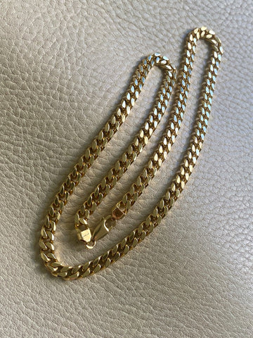 AMAZING! Heavy Italian Vintage Curb Link Necklace in Solid 18k Gold - 20 inch length