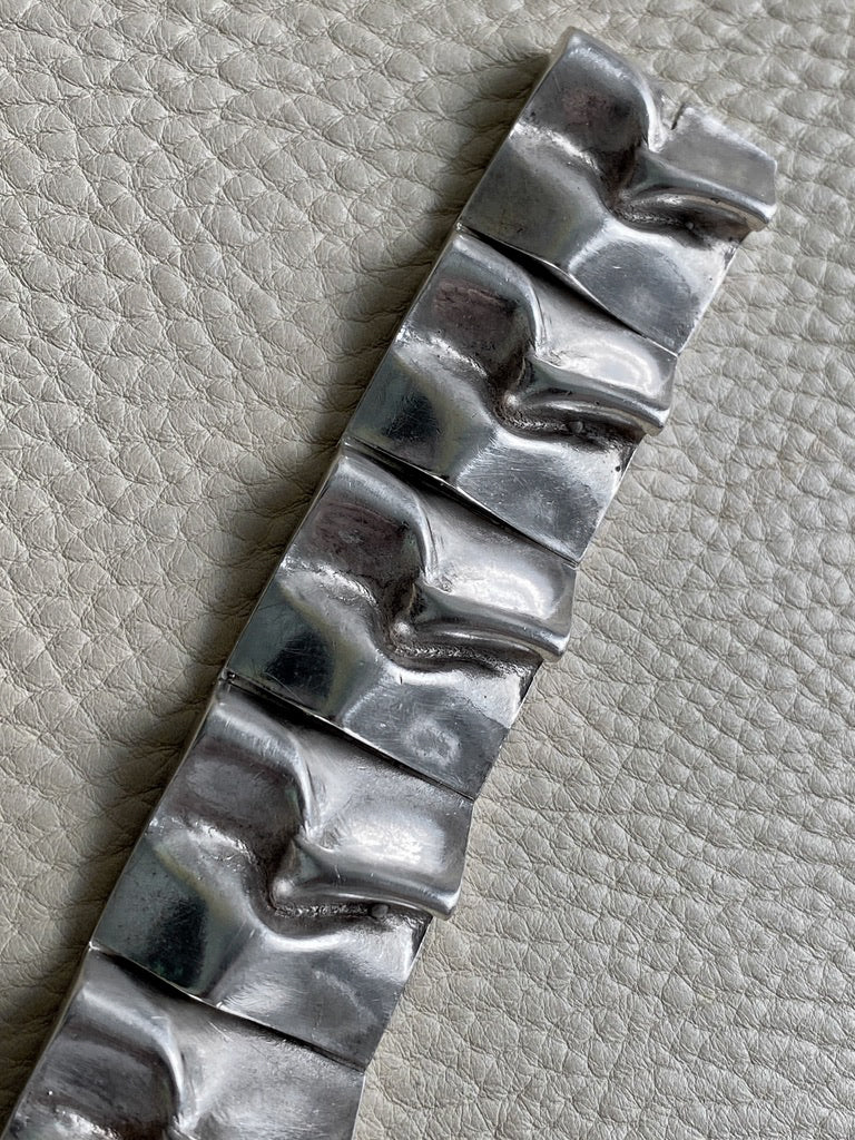 Brutalist Wide Organic Link Bracelet in Sterling Silver by Matti Hyvärinen for Sirokoru Oy - 7 inch length