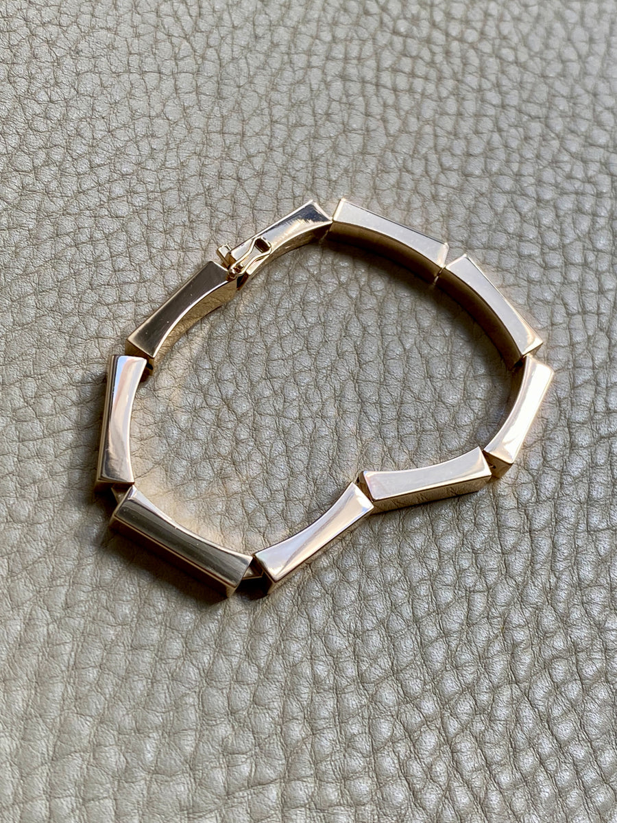 MAGNIFICENT!! 1970 - 9 sided Geometric Link Bracelet in 18k Yellow Gold by Forsman & Gardfors - 7.5 inch length