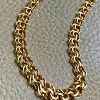 1977 Very Special Graduated Double Link Necklace in 18k gold - 17 inch length