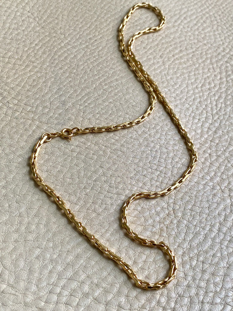 18k Gold Vintage - Unique Elongated Wavy Biker Link Chain Necklace - 18.9 inch length