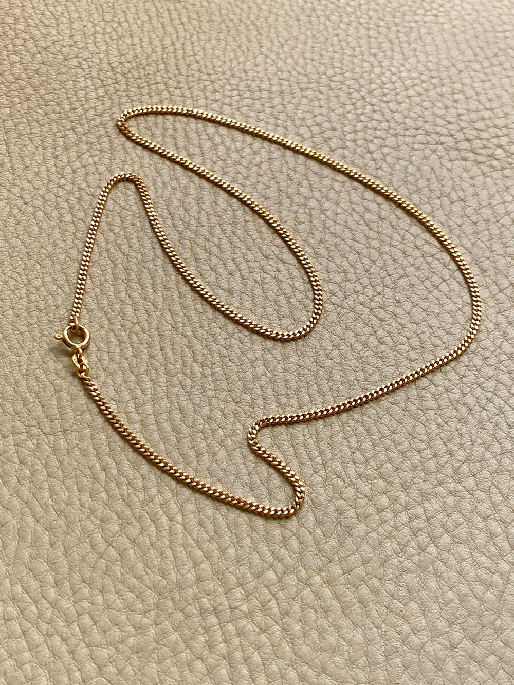 Vintage Classic 18k gold curb link necklace - 20 inch length