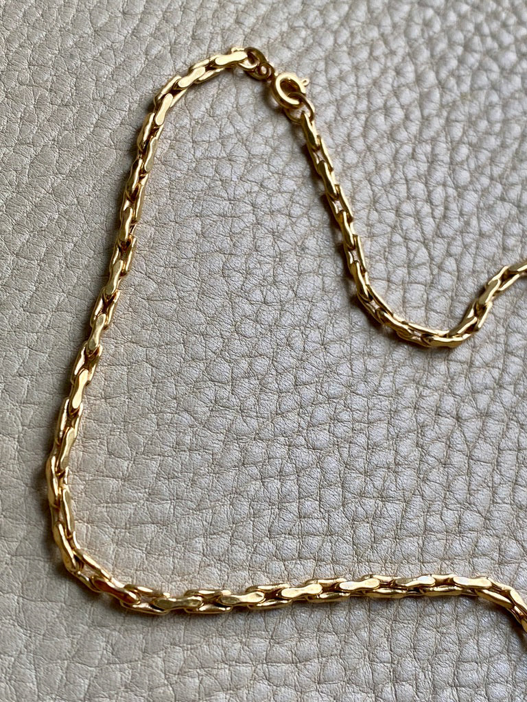 18k Gold Vintage - Unique Elongated Wavy Biker Link Chain Necklace - 18.9 inch length