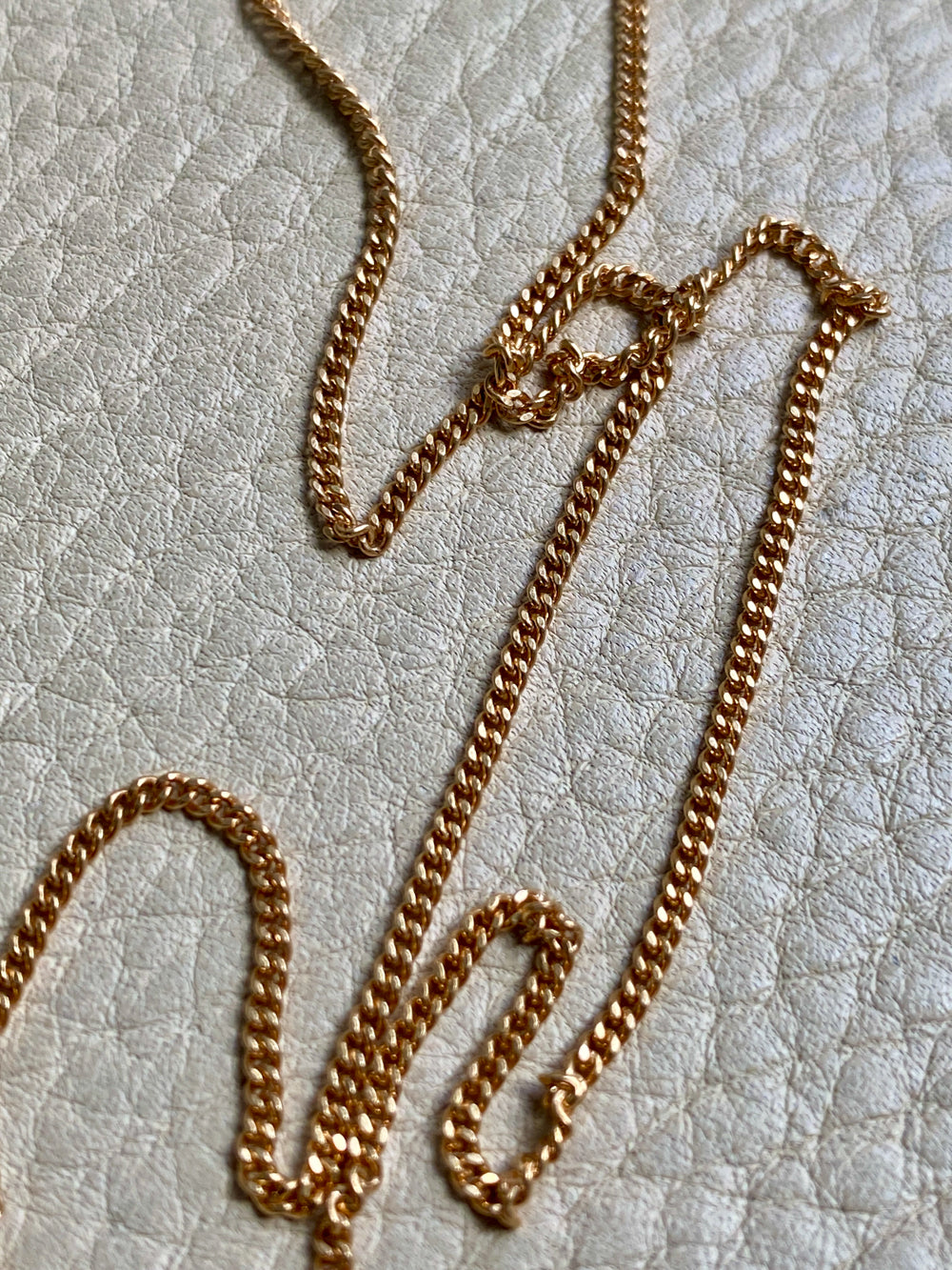 Swedish Vintage Curb Chain Necklace in 18k Gold - 19.8 inch length