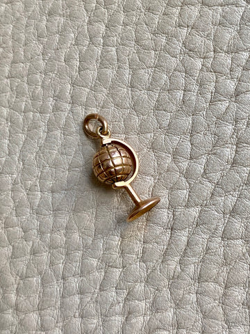18k Gold Vintage Articulated Globe - Charm or Pendant