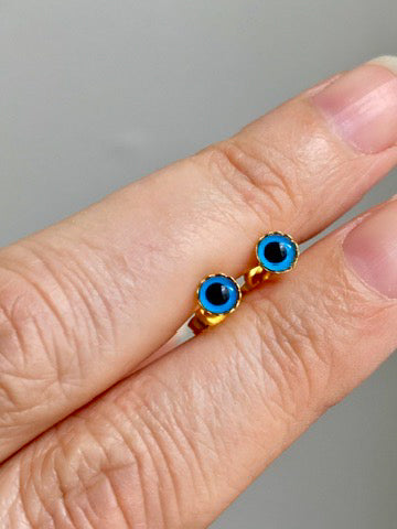 Vintage 18k Gold Evil Eye Stud Earrings