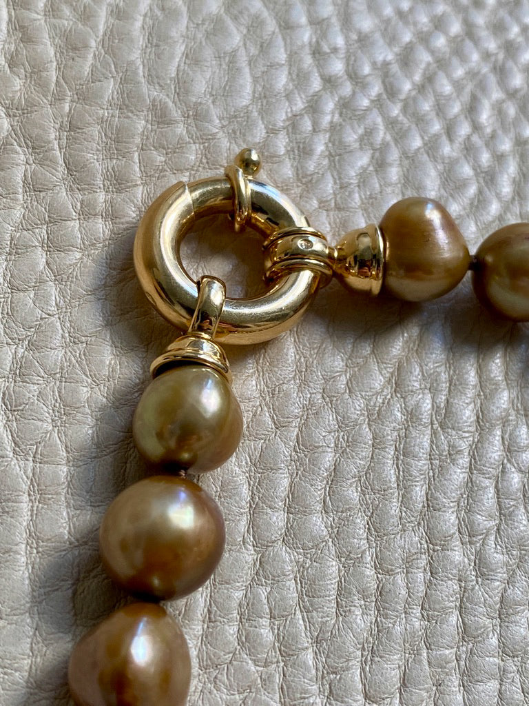 Vintage Cultured Pearl Necklace Graduated Width with 18k gold bolt clasp  - 17 inch length