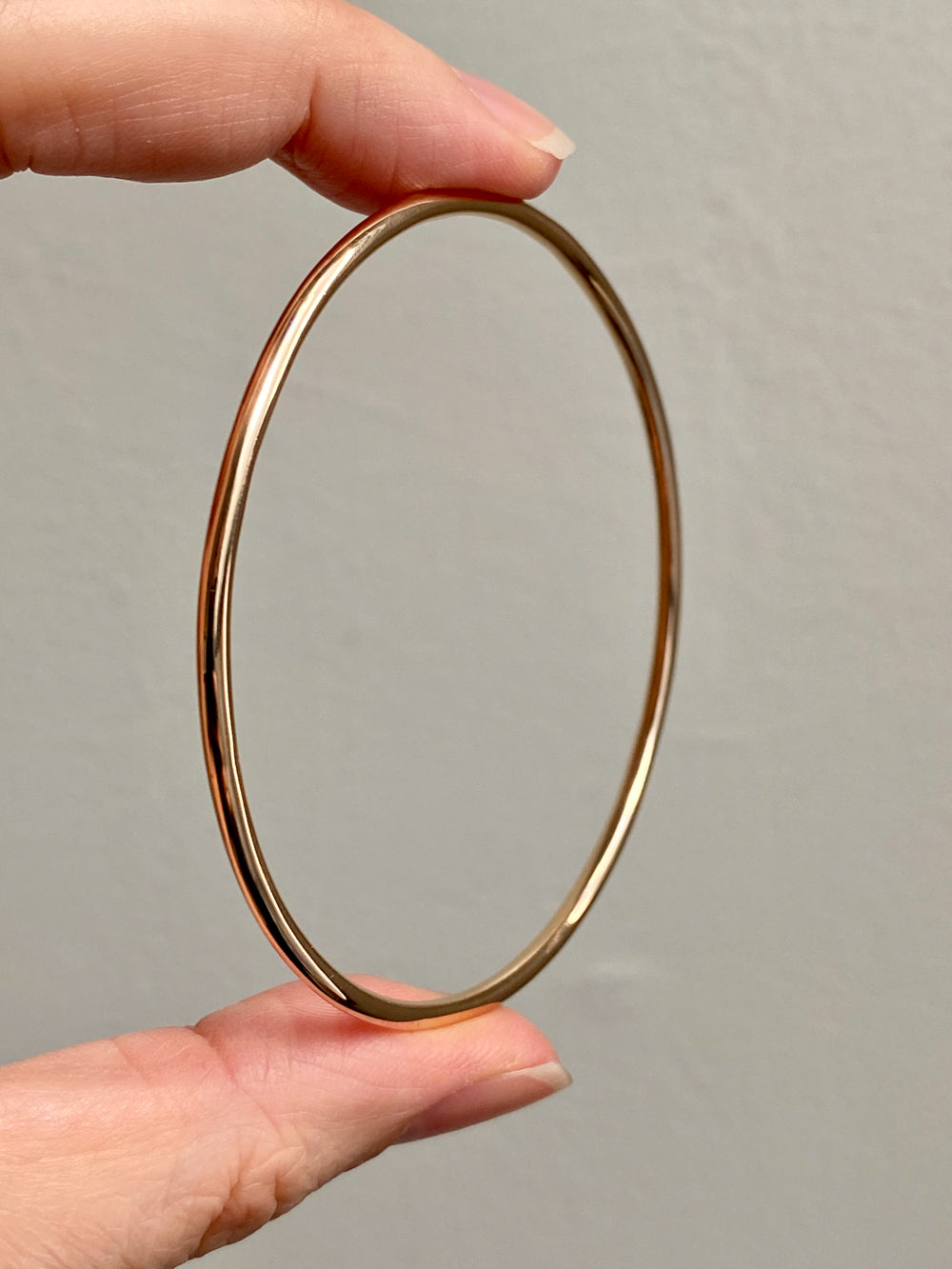 1955 Swedish Vintage 18k Gold Round Circular Solid Bangle - 7.5 inch interior circumference