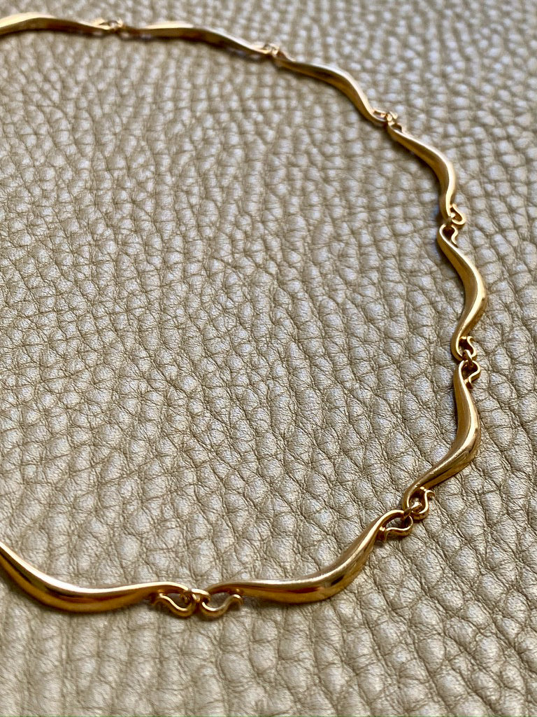 Curly swooped bar link choker necklace - Vintage 18k gold - 15 inch length