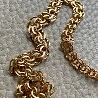 1977 Very Special Graduated Double Link Necklace in 18k gold - 17 inch length