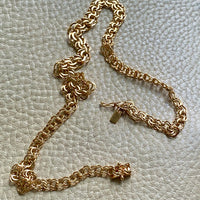 1977 Very Special Graduated Double Link Necklace in 18k gold - 17 inch length