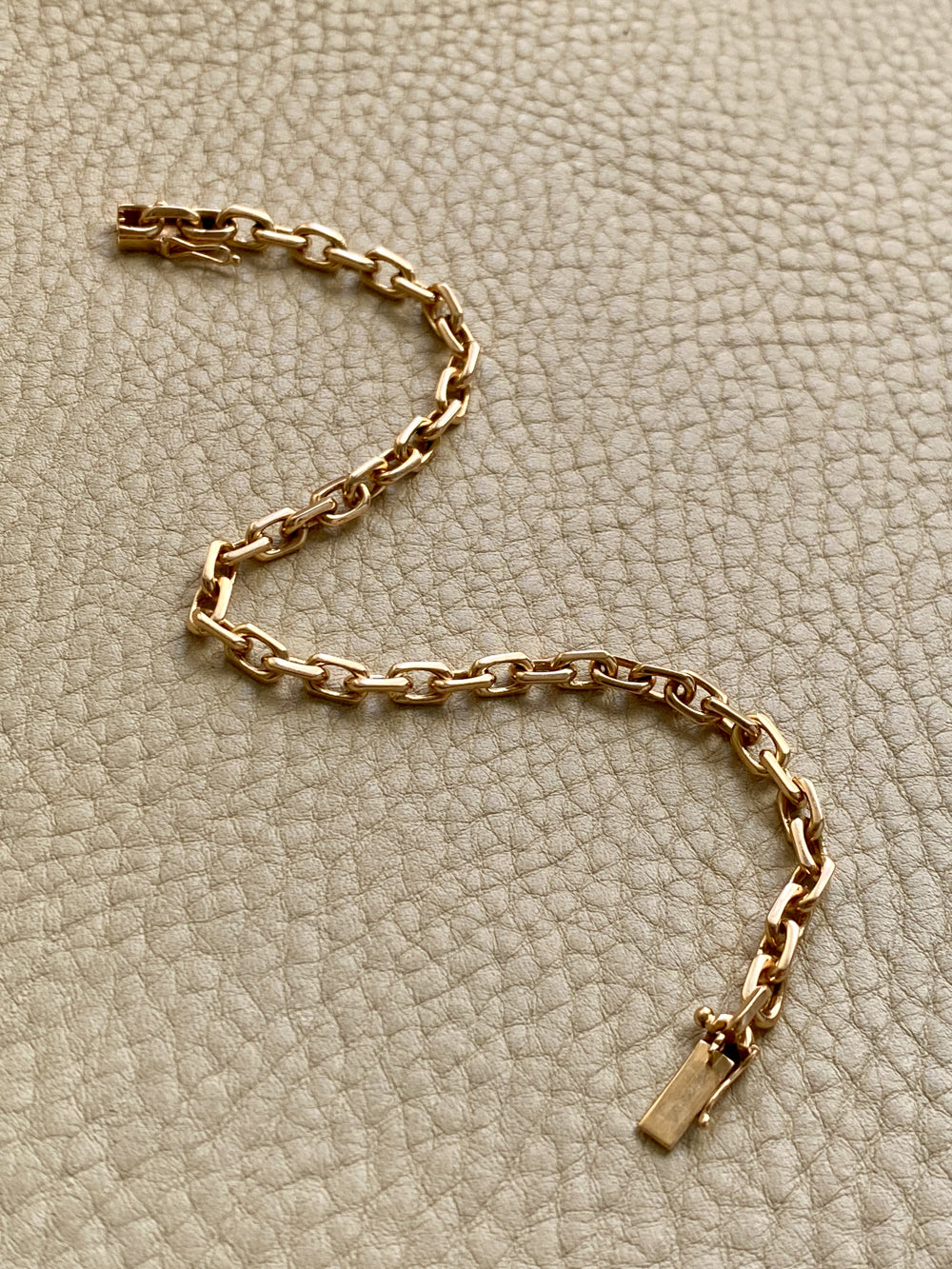 Swedish vintage 18k gold biker link bracelet 4.4mm width - 7.5 inch length