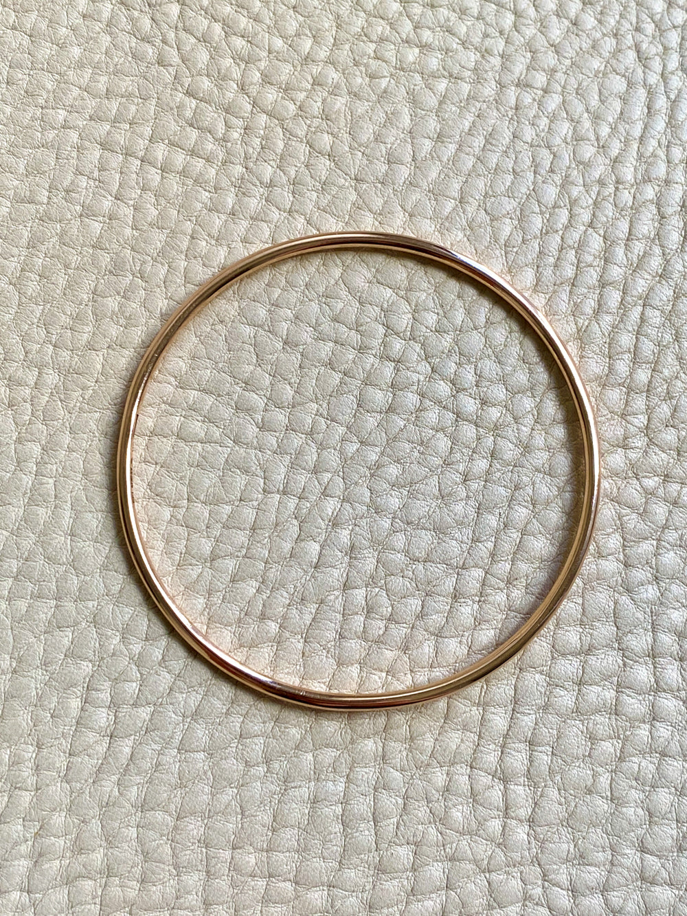 1955 Swedish Vintage 18k Gold Round Circular Solid Bangle - 7.5 inch interior circumference