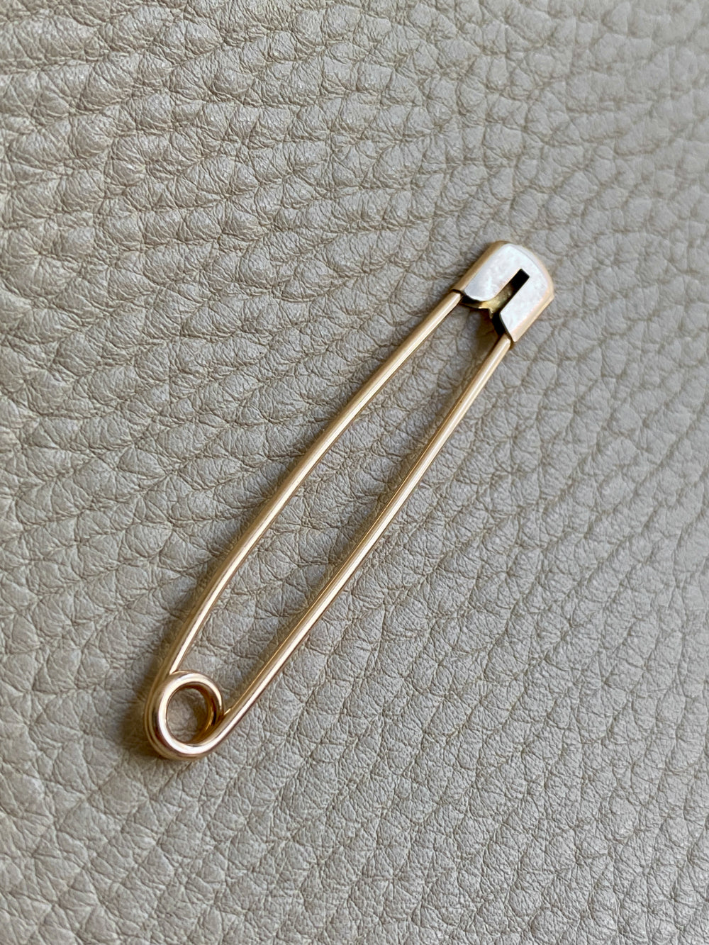 Vintage 14k gold safety pin brooch or chain extender