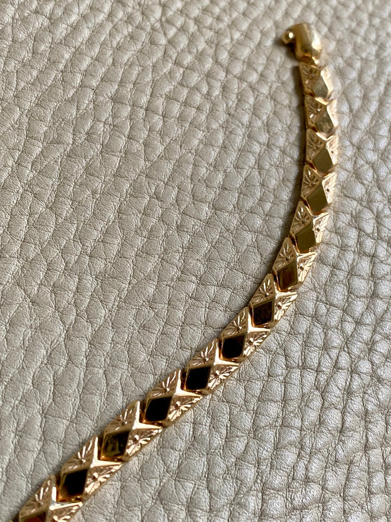 Chevron Pyramid Link Bracelet in 18k Gold - Vintage Italian - 7.5 inch length