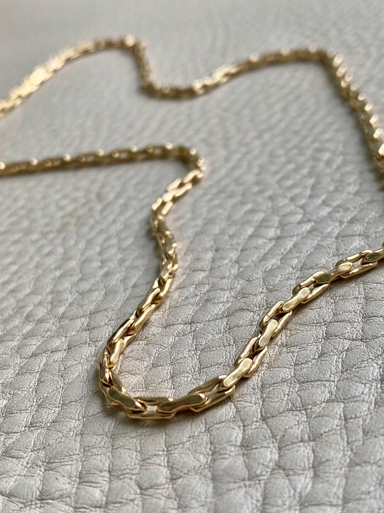 18k Gold Vintage - Unique Elongated Wavy Biker Link Chain Necklace - 18.9 inch length