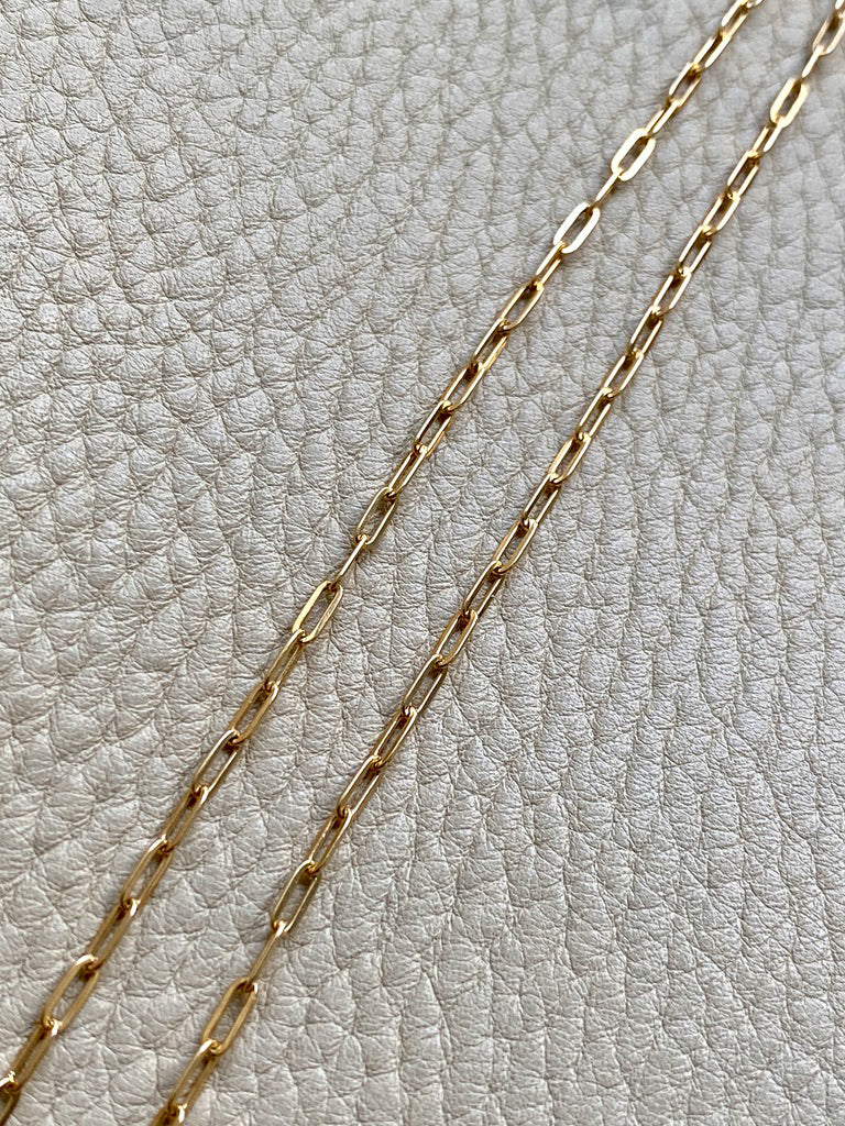 Skinny vintage paper clip chain in 18k gold - 15.6 inch length