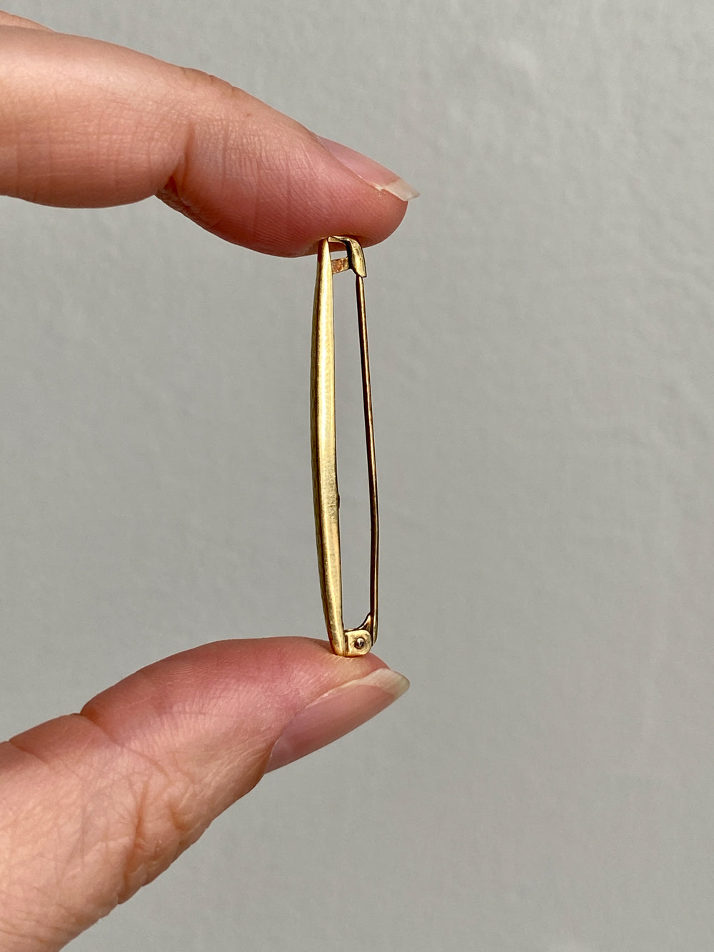 Midcentury era 14k gold safety pin brooch or chain extender - 1.75 inch length