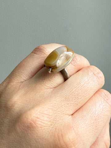 Modernist French Vintage Sculptural Silver Ring with Organic Polished Agate Stone - size 6