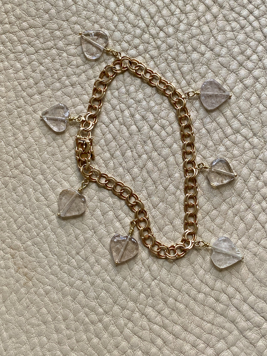 1964 Double link charm bracelet in 18k gold with quartz hearts- 7.75 inch length