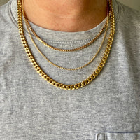 AMAZING! Heavy Italian Vintage Curb Link Necklace in Solid 18k Gold - 20 inch length