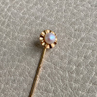 1966 Crenelated 18k Gold and Pearl Hat Pin Brooch with original leather box