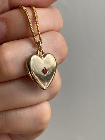 14k gold vintage charm or pendant - Heart with Faceted Ruby