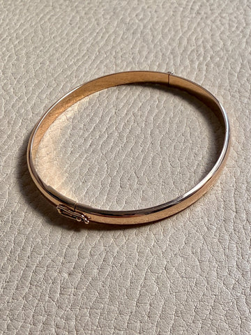 1961 Signed Swedish Vintage SOLID 18k gold hinged bangle 25.1g - 7.25 inch oval interior