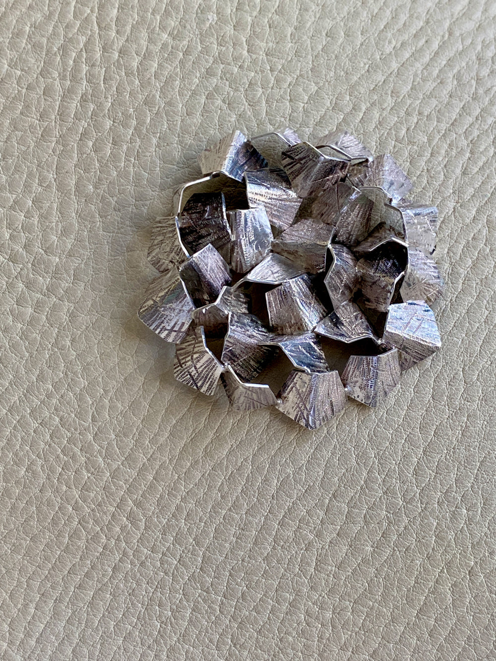 1970 Rey Urban Modernist / Brutalist Chrysanthemum Brooch in Sterling Silver