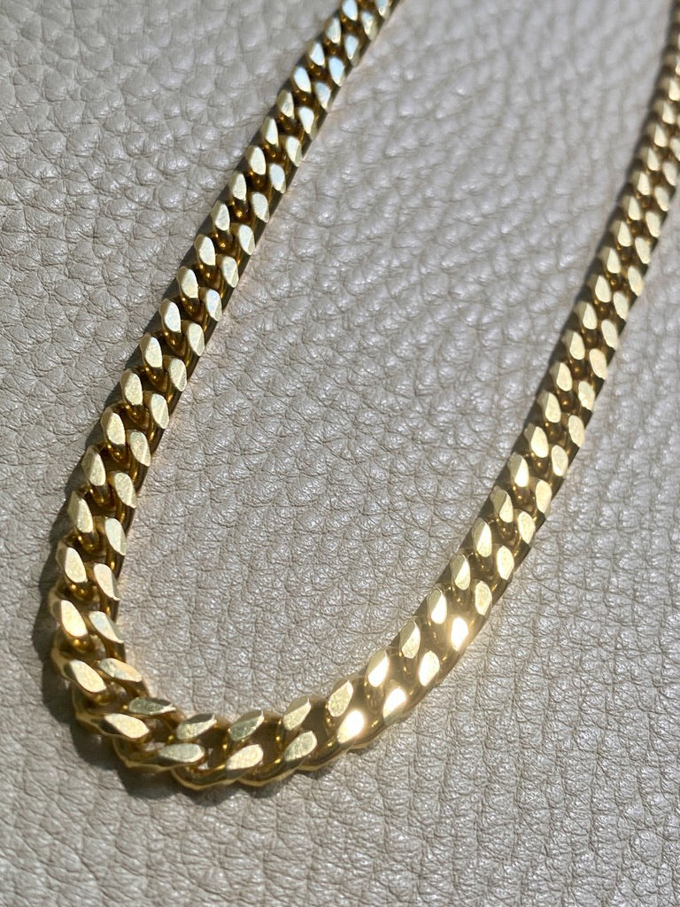 AMAZING! Heavy Italian Vintage Curb Link Necklace in Solid 18k Gold - 20 inch length