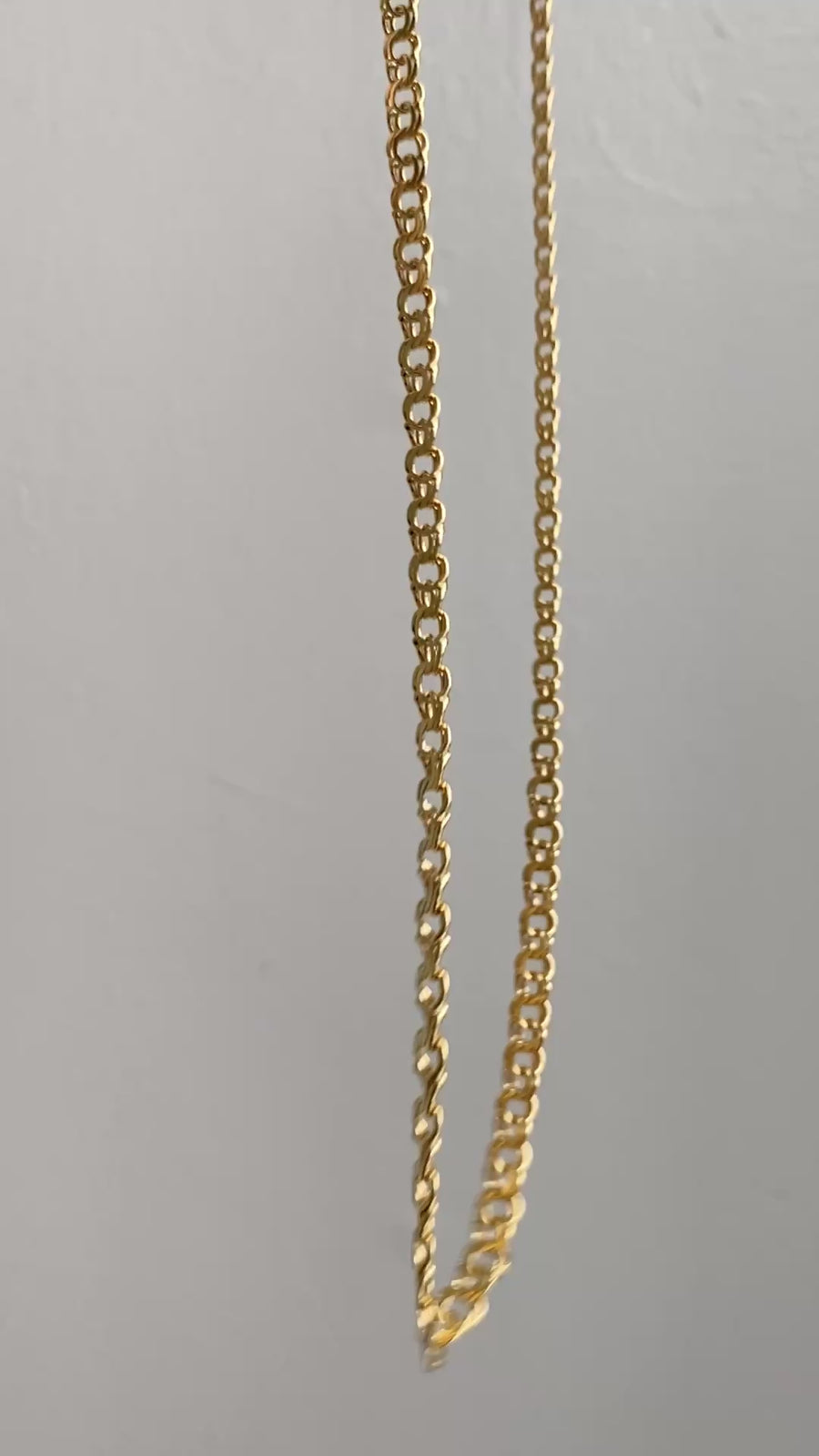 1964 Vintage Graduated Width Double Link Necklace in 18k Yellow Gold - 18 inch length